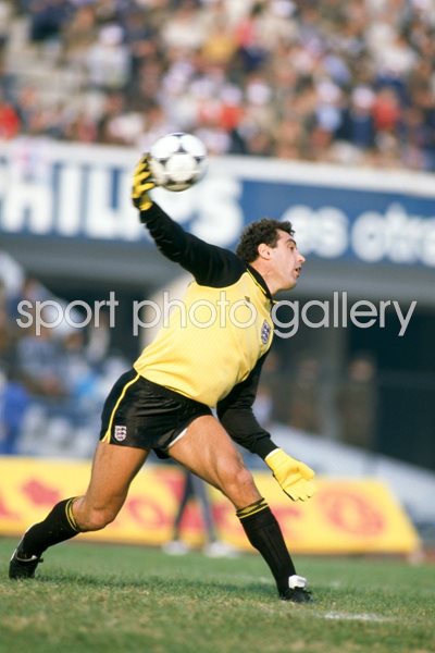 Peter Shilton England v Chile 1990