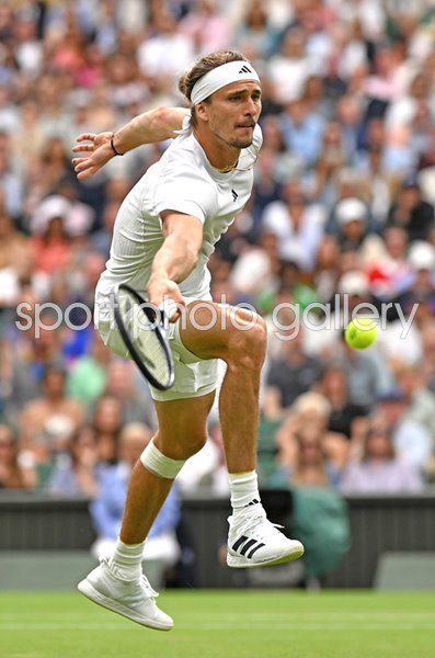 Alexander Zverev Germany forehand v Cameron Norrie Wimbledon 2024