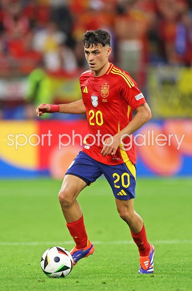Pedri Spain v Italy group stage Gelsenkirchen EURO 2024