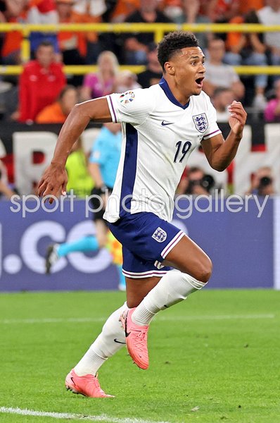Ollie Watkins England hero celebrates goal v Netherlands Semi-Final EURO 2024