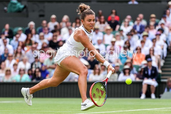 Jasmine Paolini Italy low forehand v Donna Vekic Semi Final Wimbledon 2024