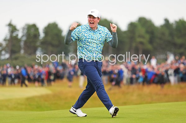 Robert MacIntyre Scotland celebrates Scottish Open victory North Berwick 2024