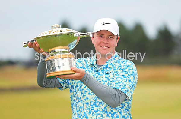 Robert MacIntyre Scotland celebrates with Scottish Open trophy North Berwick 2024