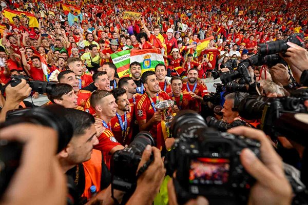 Rodri Spain celebrates with fans Final Berlin EURO 2024