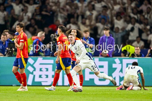 Cole Palmer England celebrates equaliser v Spain Final Berlin EURO 2024
