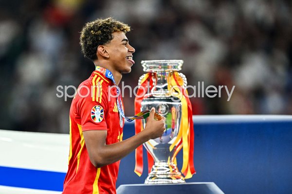 Lamine Yamal Spain celebrates winning EURO 2024 trophy