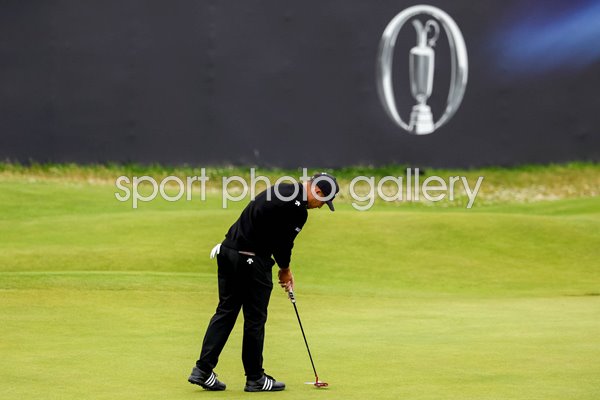 Xander Schauffele USA winning putt 18th green Final Round British Open Royal Troon 2024