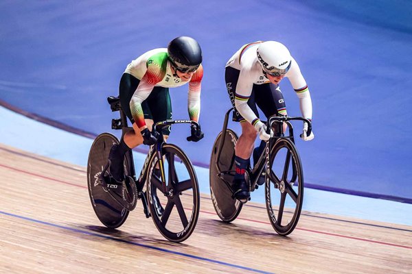 Daniela Gaxiola Mexico v Emma Finucane Great Britain Track Champions League London 2023