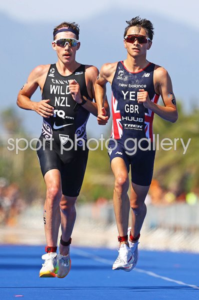 Alex Yee Great Britain v Hayden Wilde New Zealand World Triathlon Series Cagliari 2024
