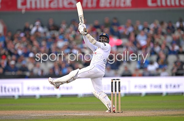 Angelo Mathews Sri Lanka bats v England Old Trafford Test Match 2024