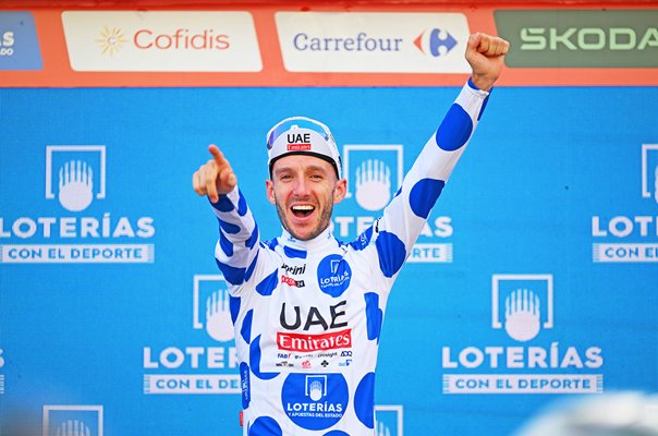 Adam Yates Great Britain Stage 9 polka dot mountains jersey Tour of Spain 2024