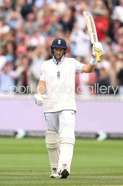 Joe Root celebrates record 34th England test century Lord's Test London 2024