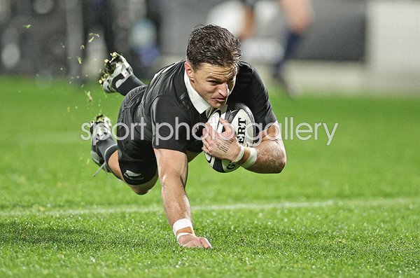Beauden Barrett New Zealand scores v Argentina Rugby Championship Auckland 2024