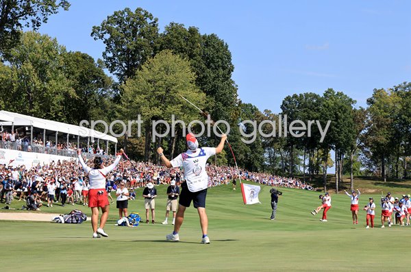 Lilia Vu USA celebrates winning point to regain The Solheim Cup Virginia 2024