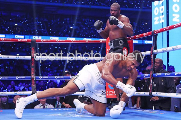 Daniel Dubois knocks down Anthony Joshua Wembley Stadium 2024