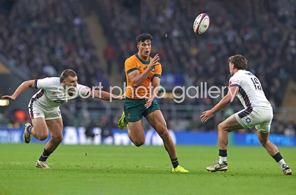 Joseph Suaalii Australia v England pass Autumn Series Twickenham 2024