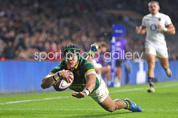 Cheslin Kolbe South Africa scores v England Twickenham 2024