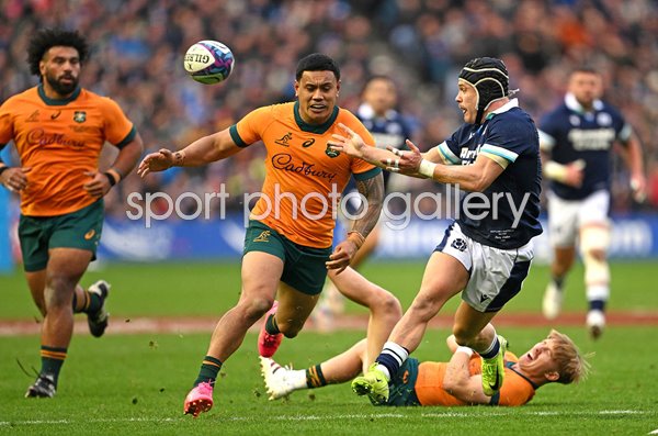 Darcy Graham Scotland passes v Australia Autumn Nations Series Murrayfield 2024