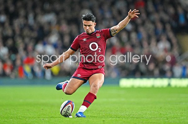 Marcus Smith England kicks v Japan Autumn Series Twickenham 2024