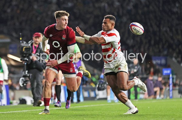 Tommy Freeman England behind the back pass v Japan Autumn Series 2024