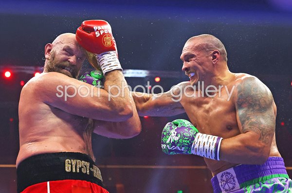 Oleksandr Usyk lands punch v Tyson Fury World Heavyweight Fight Riyadh 2024