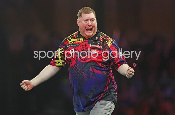 Ricky Evans England celebrates v Robert Owen Wales World Darts Championships 2025