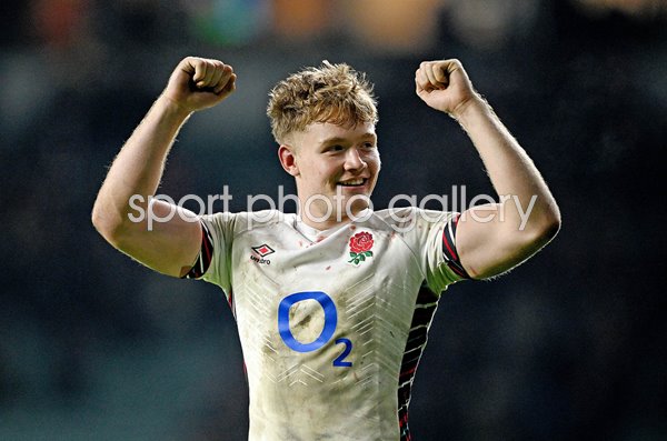Fin Smith England celebrates win v France Twickenham Six Nations 2025