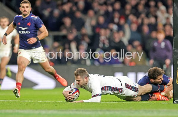 Elliot Daly England scores winning try v France Twickenham Six Nations 2025