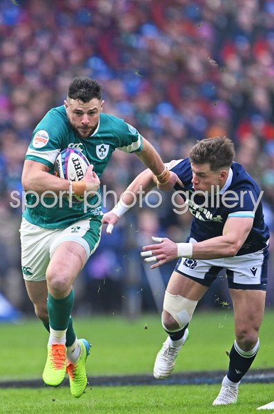 Robbie Henshaw Ireland v Huw Jones Scotland Murrayfield Six Nations 2025