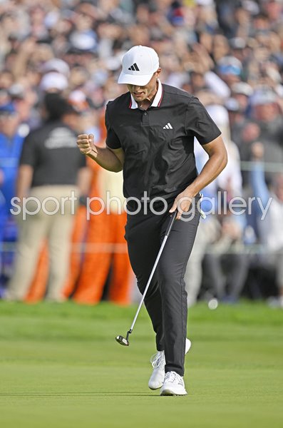 Ludvig Åberg Sweden celebrates winning putt 18th green Torrey Pines 2025