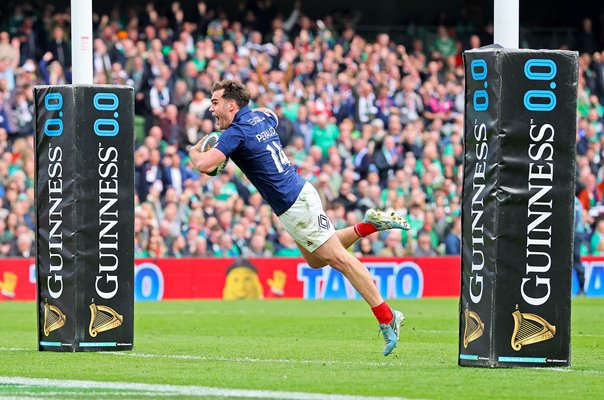 Damian Penaud France scores breakaway try v Ireland Dublin Six Nations 2025