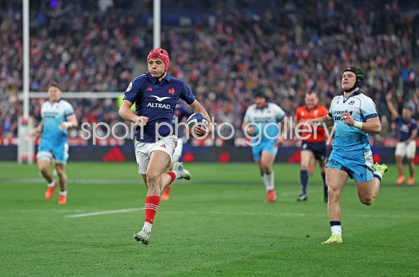 Louis Bielle-Biarrey France scores record try v Scotland Paris Six Nations 2025