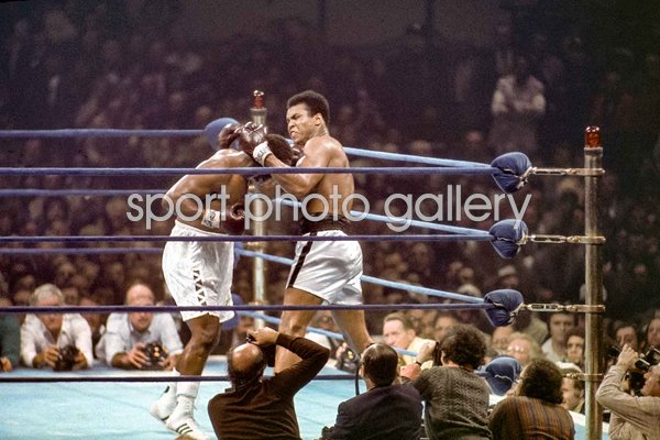 Joe Frazier v Muhammad Ali Heavyweight Fight New York 1974