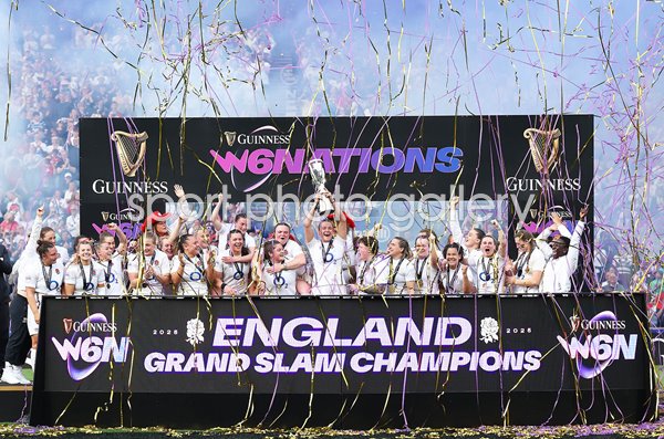 England celebrate Grand Slam Twickenham Women's Six Nations 2025