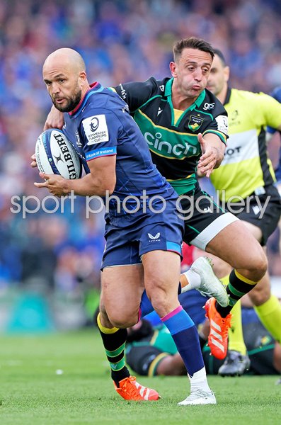 Jamison Gibson-Park Leinster v Alex Mitchell Northampton Champions Cup Dublin 2025