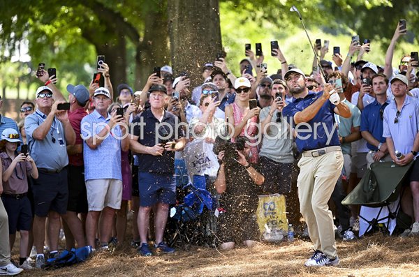 Scottie Scheffler USA 2nd hole Round 4 USPGA Championship Quail Hollow 2025