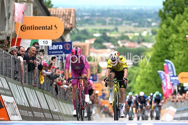 Mads Pedersen Denmark v Wout Van Aert of Belgium Stage 13 Giro d'Italia 2025 
