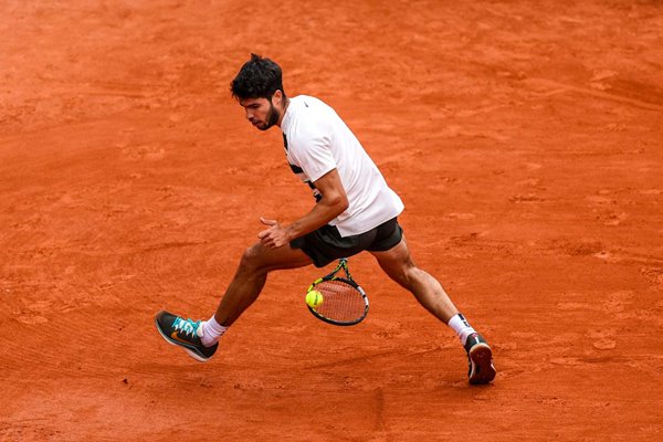 Carlos Alcaraz Spain Trick Shot French Open Paris 2025