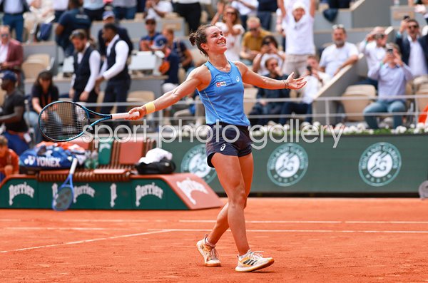Lois Boisson France celebrates win v Jessica Pegula French Open 2025