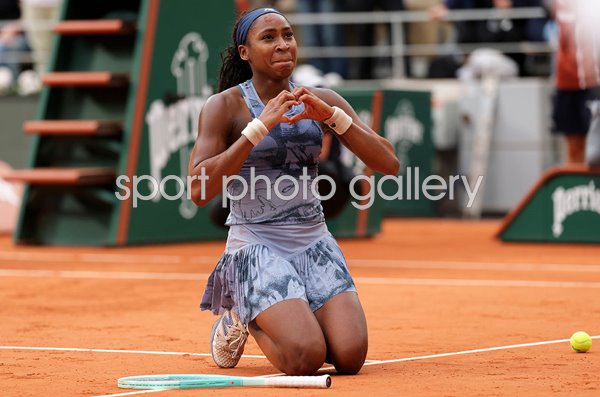 Coco Gauff USA celebrates French Open Victory Roland Garros Paris 2025