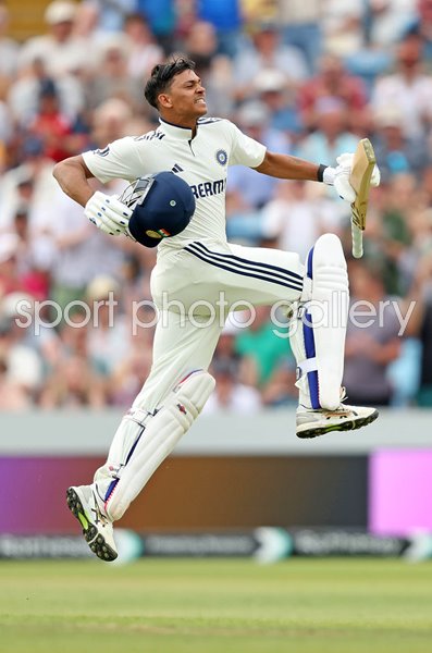 Yashasvi Jaiswal India celebrates century v England Headingley Test 2025