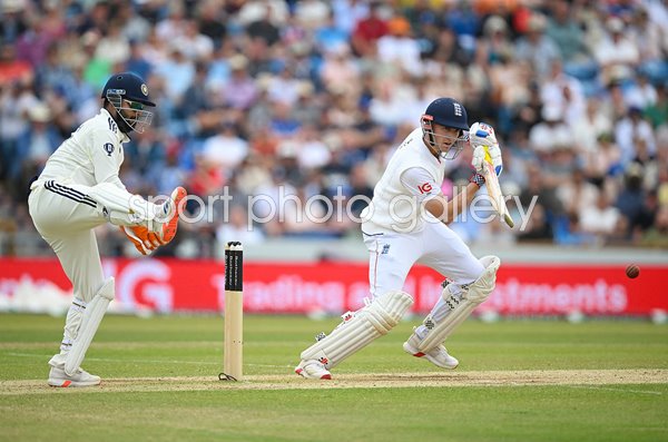 Harry Brook England v Rishabh Pant India 1st Test Headingley 2025