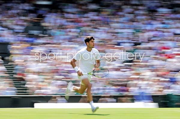 Carlos Alcaraz Spain Motion Blur Effect v Fabio Fognini Wimbledon 2025