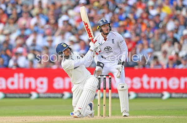 Shubman Gill India bats v England wicketkeeper Jamie Smith Edgbaston 2025