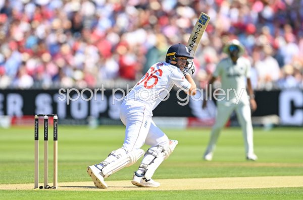 Joe Root England brings up hundred v India Lord's Test Match 2025