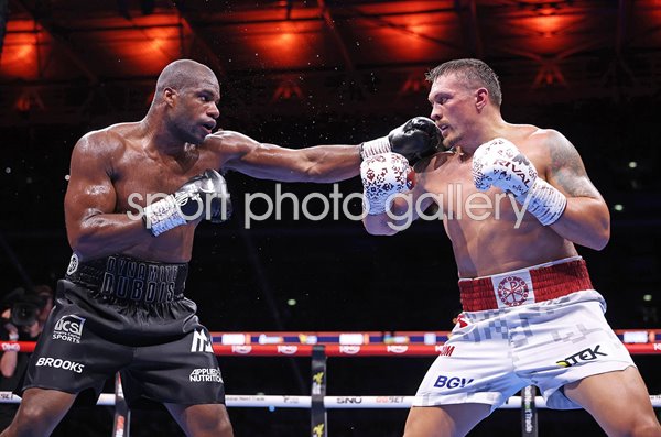 Oleksandr Usyk v Daniel Dubois World Heavyweight Fight Wembley London 2025