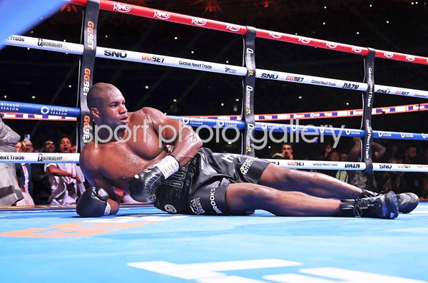 Daniel Dubois knocked down by Oleksandr Usyk Heavyweight Fight London 2025