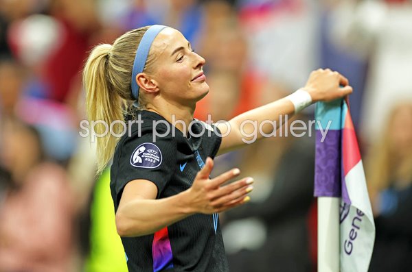 Chloe Kelly England celebrates winning goal v Italy Semi-Final Women's EURO 2025