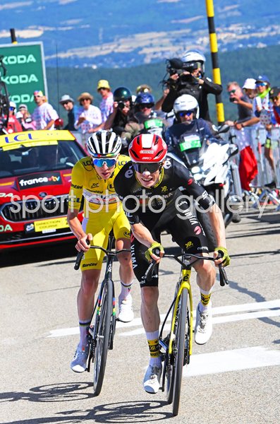 Jonas Vingegaard tries break v Tadej Pogacar Mont Ventoux Stage 16 Tour de France 2025