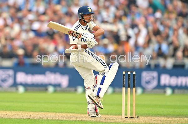 Yashasvi Jaiswal India batting v England 4th Test Old Trafford 2025